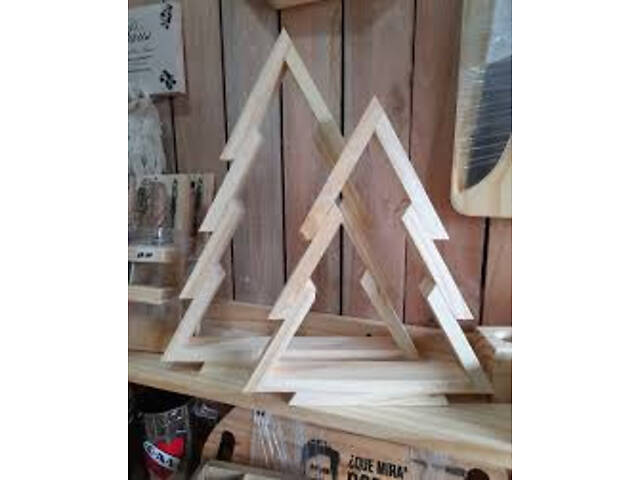 Деревяная декоративная елка