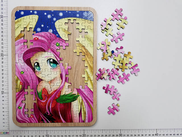 Деревянный пазл Девочка в стиле японского Анимэ с подставкой 112 элементов 31х22 см