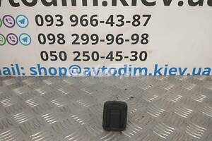 Утримувач з багажника MR306649HA Mitsubishi Outlander 1 2001-2006