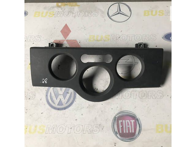 Деталі панелі Mercedes Citan 415 2012- 8200452966