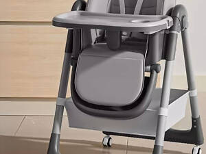 Дитячий стільчик для годування з підставкою для ніжок стілець з регульованою спинкою та стільницею дитяче крісло сіро-чорне