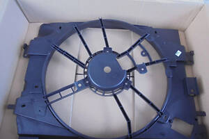 Дифузор вентилятора Renault Captur Рено Каптюр (2013-...) Оригінал 214753416R