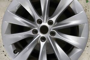 Колісний диск 19X8.0 ET40 - SILVER SLIPSTREAM Tesla model S, model S REST 1076891-00-B