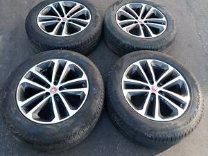 T4A12372 Диск колісний литий комплект R19 8.5J R19 8.5/5*108/45/63.4 Volvo V60 10-18, Range Rover Velar 17-, Jaguar F-Pace 16- (T4A12372, HK8M1007NA, HK8M1007EA, LK8M1007AA)