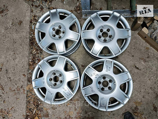 Диски литі Volkswagen Bora Golf IV R16 5x100 6,5j et 42 1J0601025AH