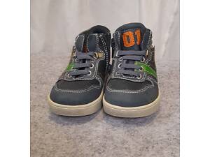 Детские кроссовки Bobbi Shoes размер 22