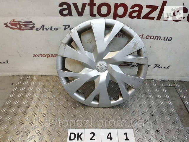 DK0241 426020D410 ковпак колеса R15 (потертості) Toyota Yaris 16- 0