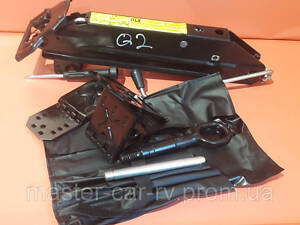 Домкрат Донкрат Набір інструментів 8R0011031 Audi q5 Ауди ку5 кю5