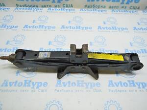 Домкрат Lexus IS250 IS300 IS350 06-13 09111-50051