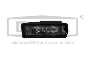 DPA 89430941202 Ліхтар освітлення номерного знака Audi Q8/VW Passat 15-