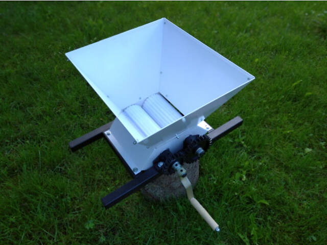 Дробарка для винограду ручна 'Лан' 400-600 кг/год 24 л - Фото 2