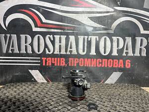 Дроссельная заслонка 1.4 1.6 Renault Kangoo / Logan / Sandero / Dacia Logan / 8200682611 16722