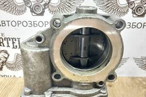 Дросельна заслонка Audi A4 B8 2.0 TFSI 06F133062G