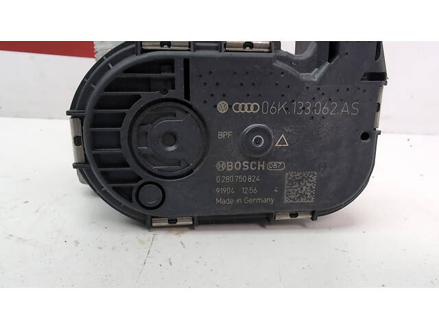 Дроссельная заслонка для Audi A4 2016-2019 (B9) (06K133062AS) - Фото 2