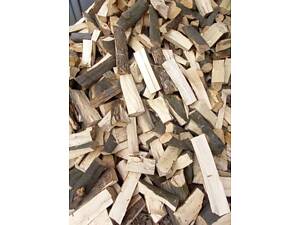 Дрова рубле́ные твёрдых и смешанных пород в Млинове.