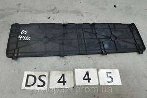 DS0445 6776542040 накладка обшивки багажника 3-К Toyota RAV4 12- 38-01-03