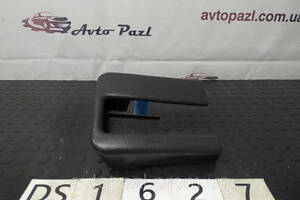 DS1627 7996742020 Накладка сидіння Toyota RAV4 06- 37-01-05