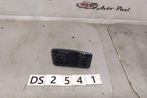 DS2541 676540T010 решетка динамика L Toyota Venza 08-0