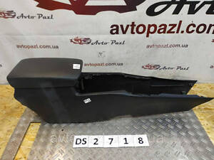 DS2718 83450TL0G01ZA подлокотник Honda Accord 8 08-0