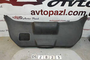 DS2825 8A61B40706BFW обшивка крышки багажника Ford Fiesta 13-43-00-00