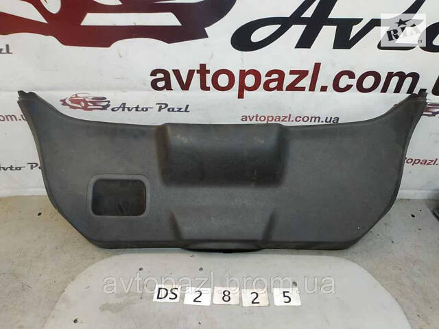 DS2825 8A61B40706BFW обшивка крышки багажника Ford Fiesta 13-43-00-00