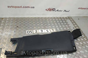 DS2957 9673404877 накладка стойки зад L нижняя Peugeot/Citroen 5008 09- 38-00-00