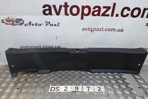 DS2972 EH446889X Накладка замка багажника Mazda CX7 06- 38-00-00