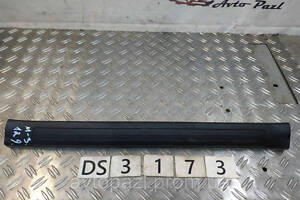 DS3173 BBM468720 накладка порога перед L Mazda 3 BL 09-13