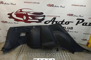 DS3655 647400t011 обшивка (карта) багажника L Toyota Venza 1 09-16