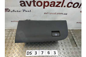 DS3763 5555208030 бардачок Toyota Sienna 15-0