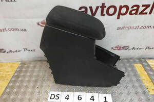 DS4641 5891102350 підлокітник з бардачком Toyota Auris 06-13 0