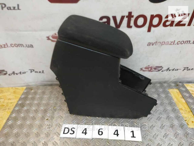 DS4641 5891102350 подлокотник с бардачком Toyota Auris 06-13 0