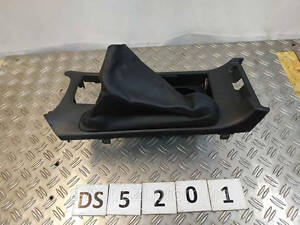 DS5201 GHP964431 накладка в зборі з підстаканником Mazda 6 GJ 13- 0