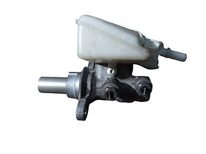 DV612140GC Главный тормозной цилиндр с бачком 2 выхода Ford Kuga 13-21, Ford Connect 13-22, Ford Focus III 11-18 (237257