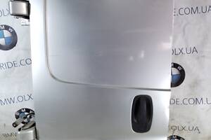 Дверь багажника Opel Vivaro 1.9 D 2007 лев. (б/у)