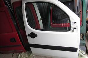 Дверь передняя Fiat Doblo 2005-2009