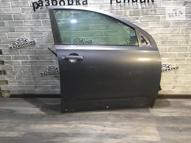 Двері Передні права гола Nissan Qashqai 1 (Нісан Кашкай)