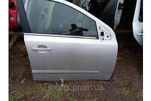 Дверь передняя правая Opel Astra H