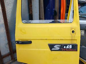 Дверь правая Б/У Renault Midliner