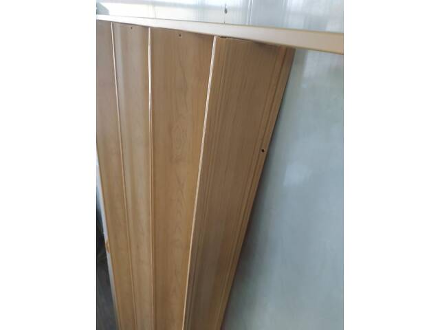 Двері-ширма-гармошка Сосна Медова 820х2030х0,6 мм №10 міжкімнатні пластикова глуха - Фото 2