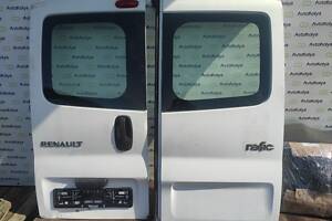 Дверь задняя комплект Renault Trafic 2001-2013 (пасс.)