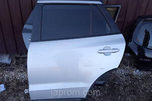 Дверь задняя левая Hyundai Santa Fe II 2006-2010г.в. X2 вмятина