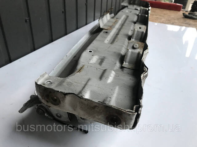 Дверь задняя ляда нижняя с накладкой Mitsubishi Outlander XL 2006-2012 5801A303 5817A011 - Фото 3