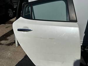 Дверь задняя правая, левая пустая Nissan Leaf