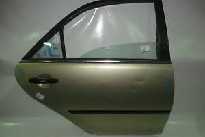 Дверь задняя правая дефект Toyota Camry 30 2001-2006 6700333120