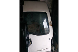 Дверь задняя правая высокая под стекло RENAULT MASTER 1998-2010 7750351062