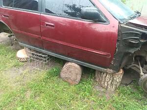 Двері нісан максіма g30