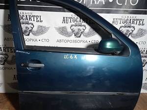 Двері передні права Volkswagen Golt 4.1998-2006 Bora. LC6X. ST20240198