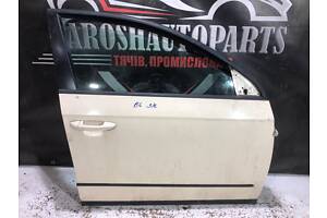 Двері передні праві Volkswagen Passat B6 3C4831056J 3R