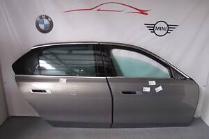 Двері праві бокові BMW i7 G70 C4A